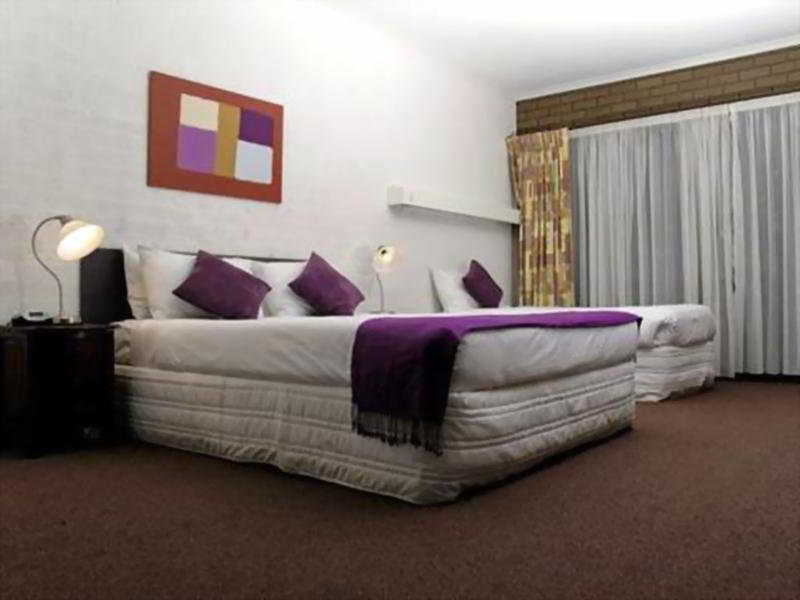 Cobram Barooga Golf Resort Oda fotoğraf